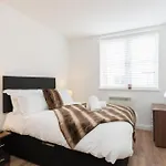 Birmingham City Centre Spacious Apartment